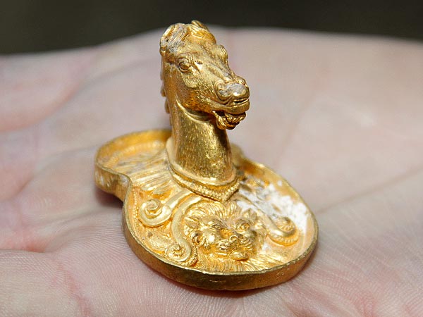 Comoara de aur traca descoperita in Bulgaria