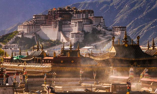 Religia tibetanilor: Orientul Indepartat